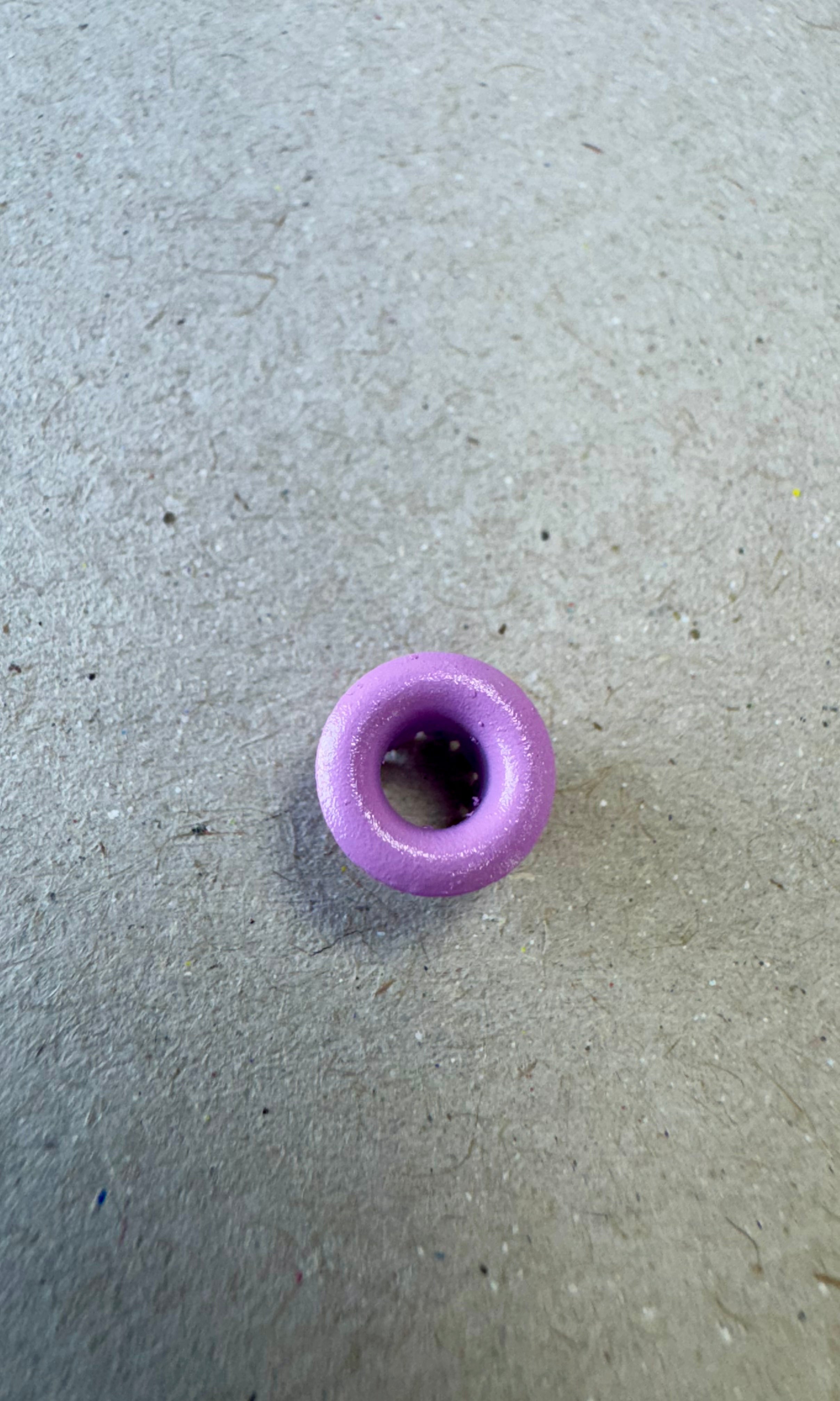 Ojetillo Metálico Morado 4MM 14 grs