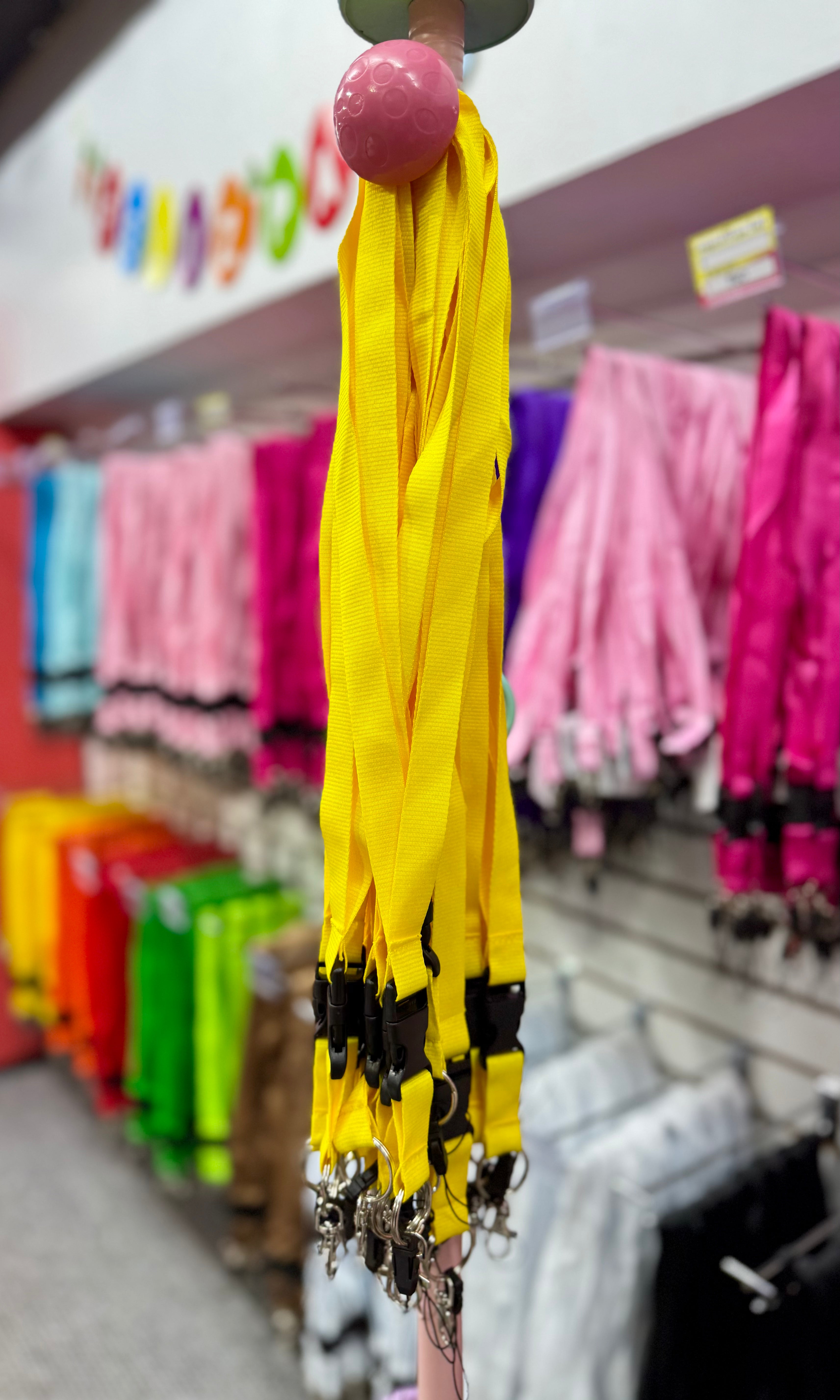Lanyard Premium Texturado Amarillo