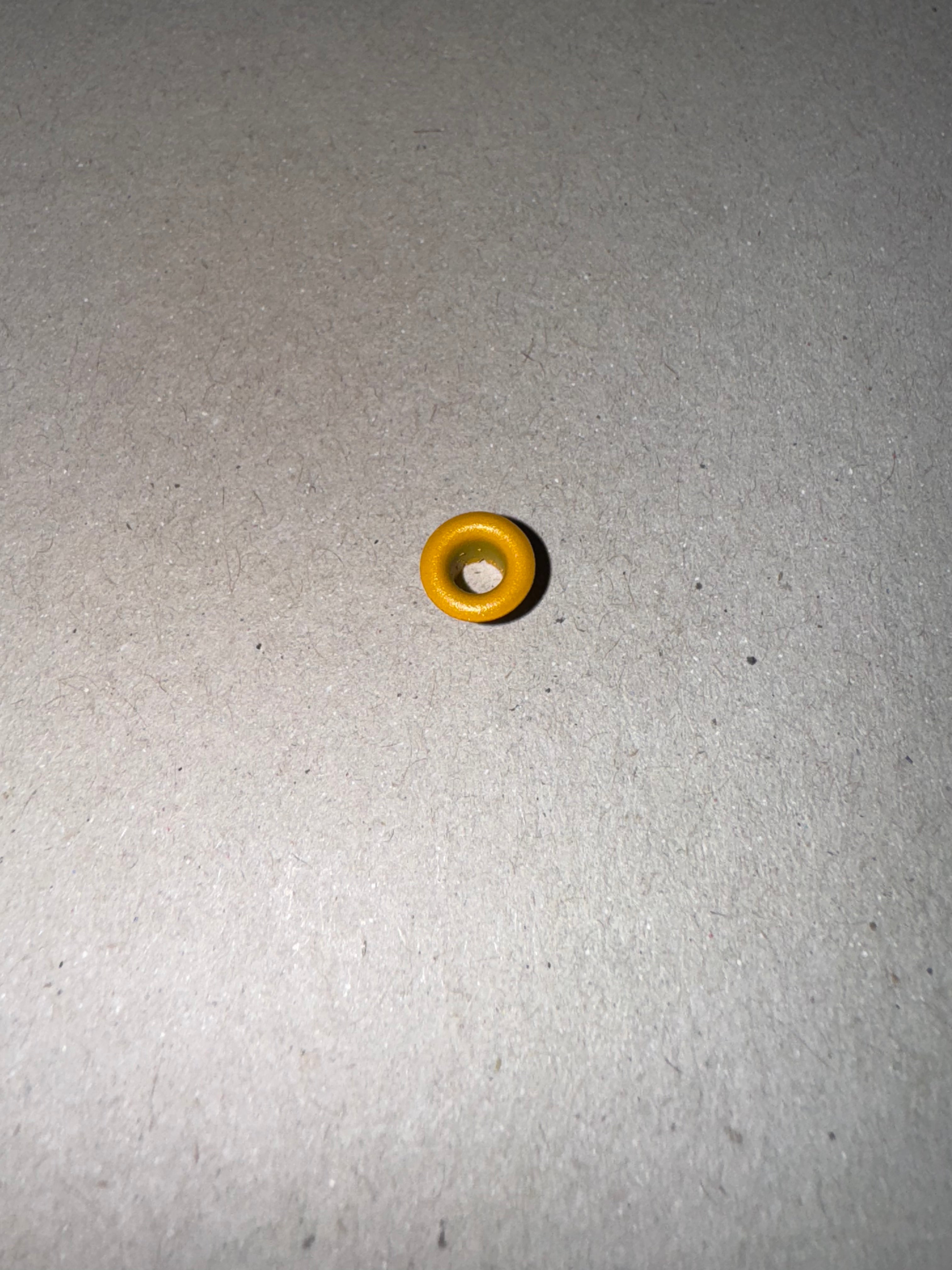 Ojetillo Metálico Amarillo Mostaza 4MM 14 grs